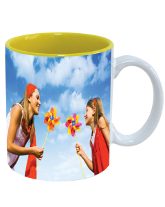 Tasse blanche – intérieure jaune